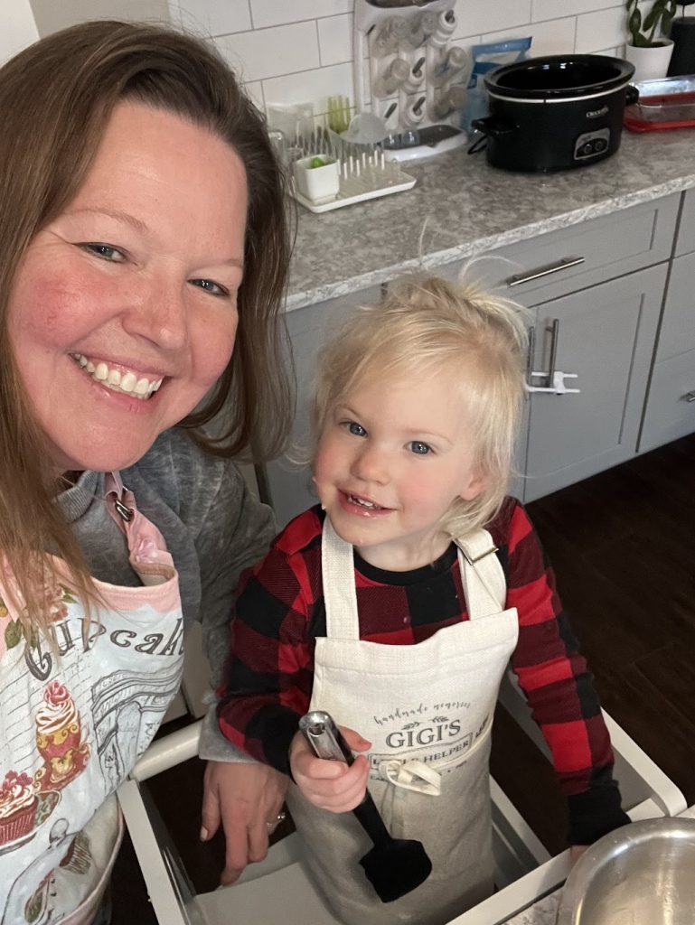 Gigi & Evie baking