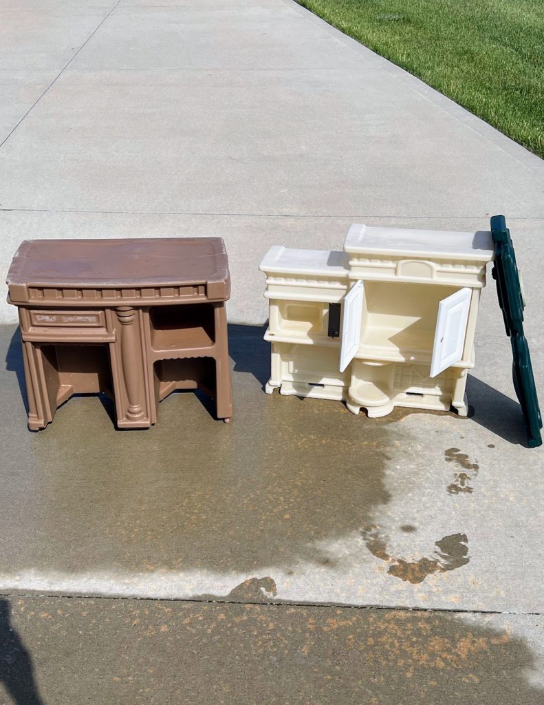 DIY Step 2 Play Kitchen Makeover with Spray Paint