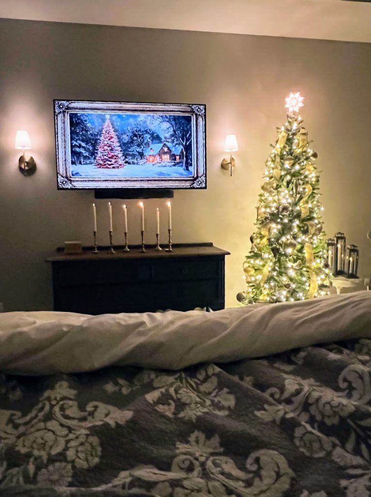 King of Christmas Primary Bedroom